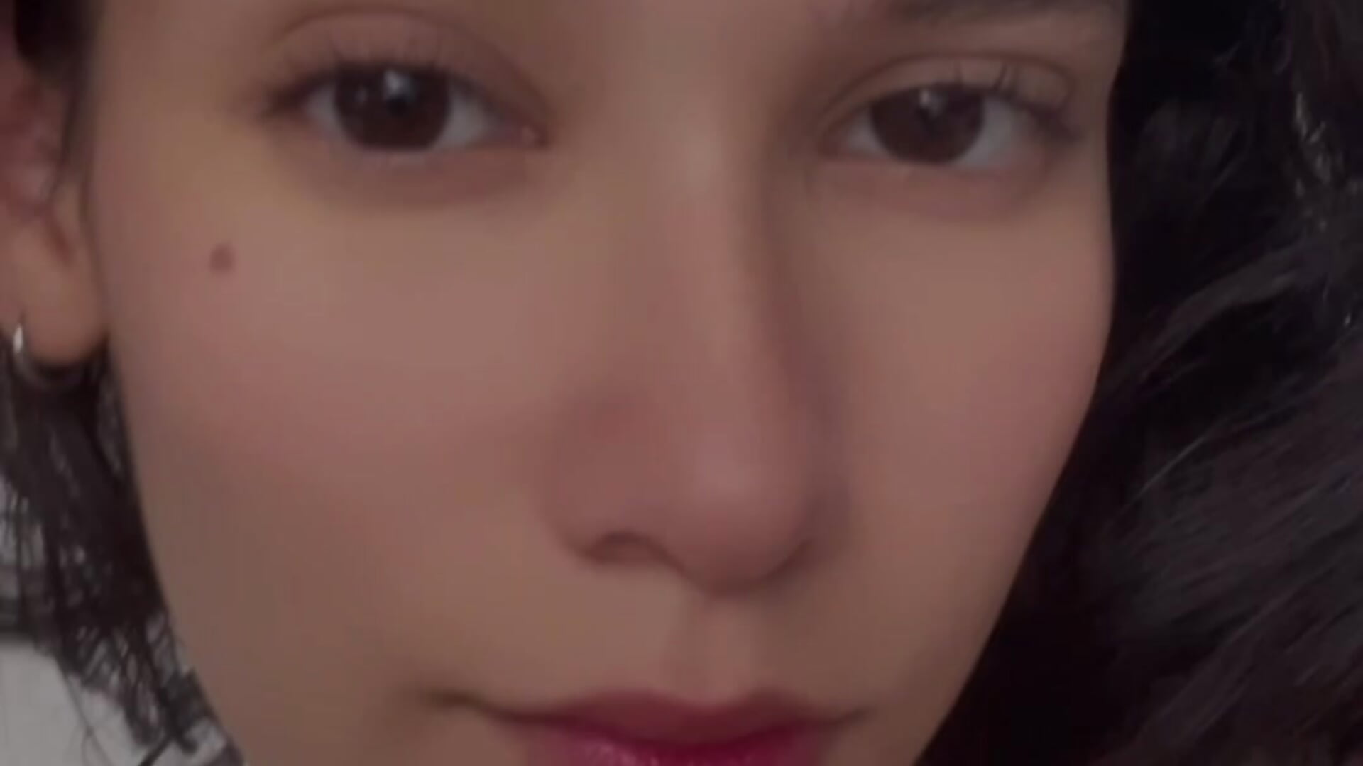 C14A92E4-B9DA-4055-85F5-5AA58F1030A0 - Vídeo de RAMONA_and_ROGER, modelo de vídeos