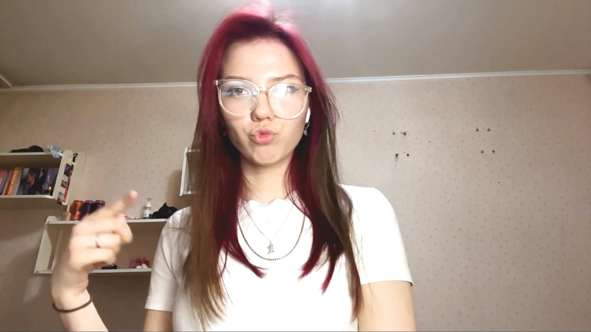 hi hi hi - فيديو من KeliVerde موديل الكام