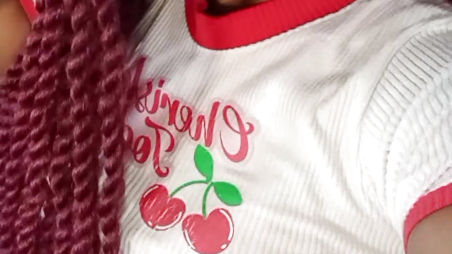 Red cherry😈🍒 – video od webkamerové modelky NinaCarter