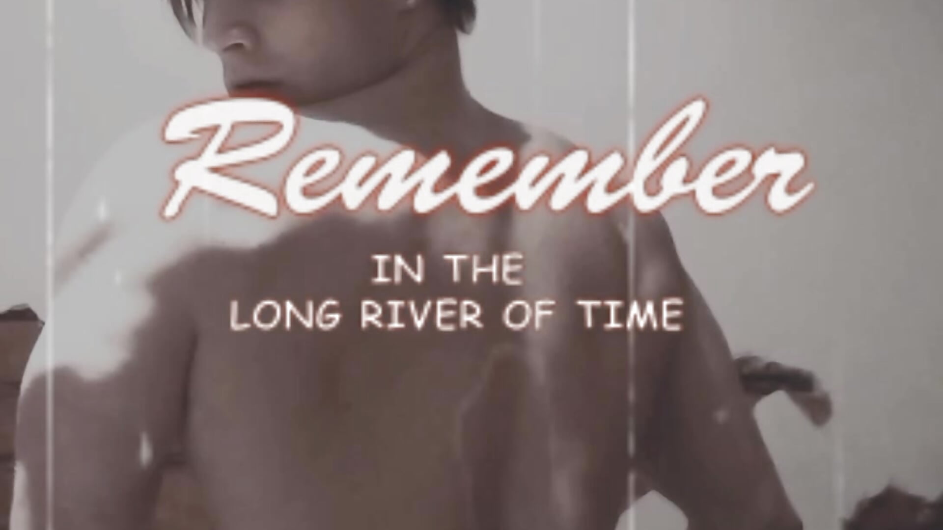 Flex and pose my back - video by Paul_Rolex cam model