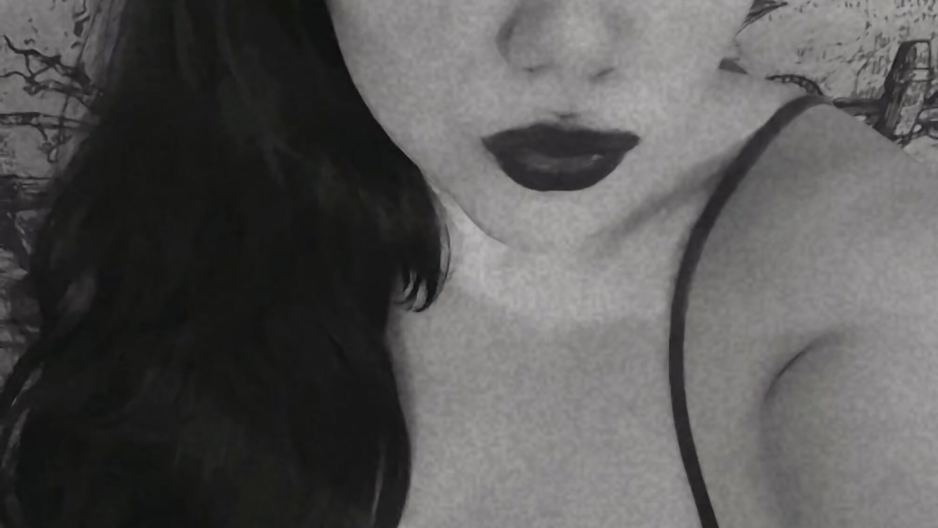 Descubre - video OzyraQueenX kameramallilta