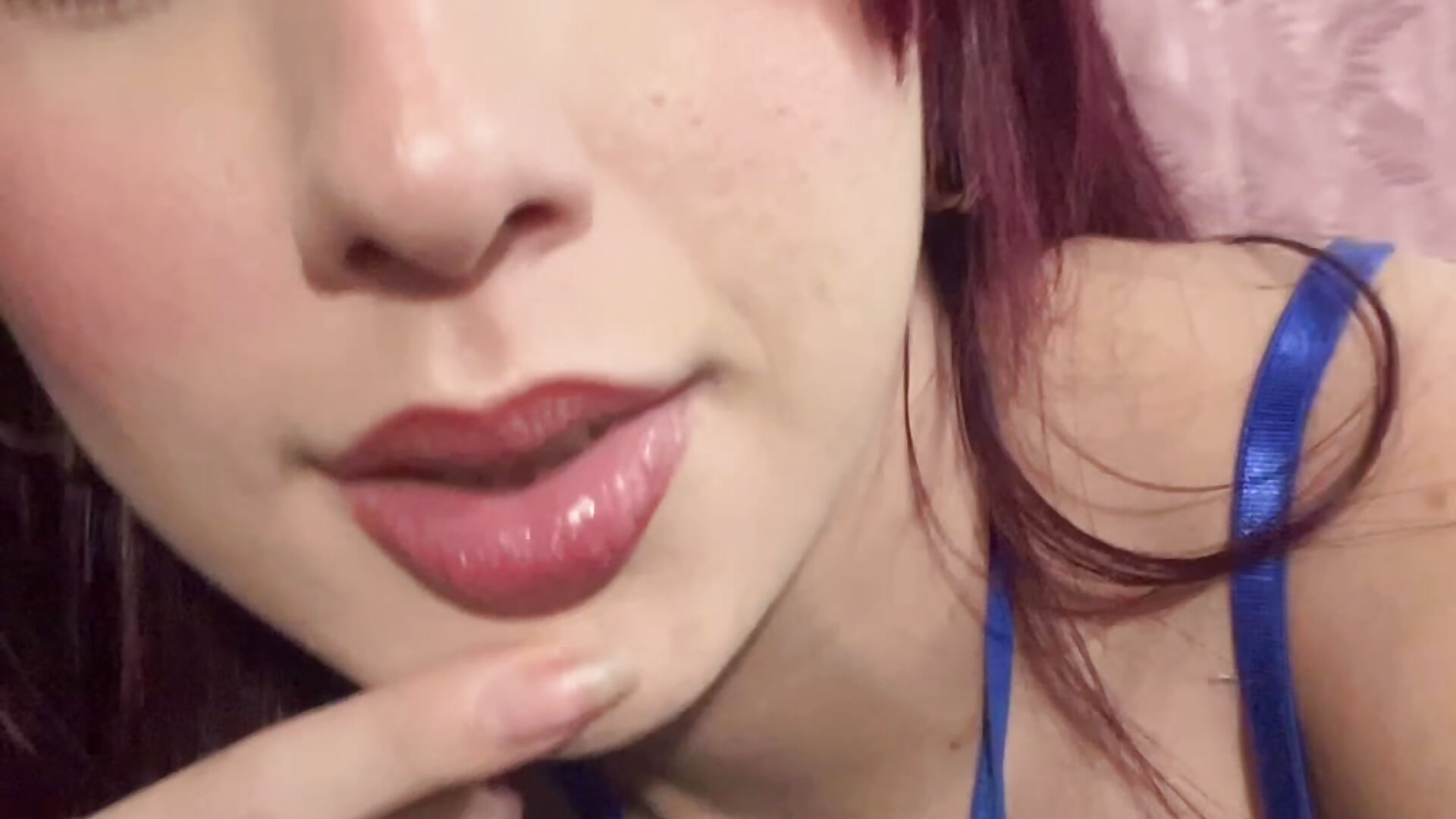 This is me live, come and have fun with me - clip cu iisabella1 model videochat