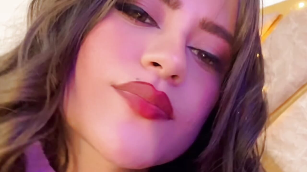 profile-intro-video-1775497566 - video av liarusoo cam model