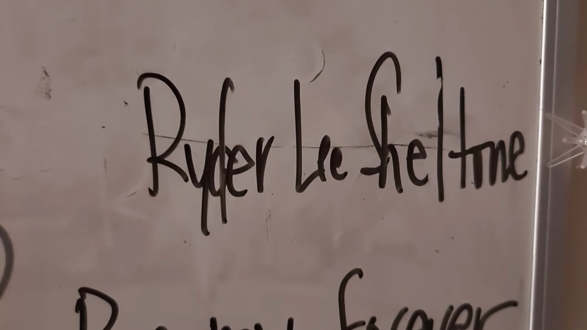 Cute note – video od webkamerové modelky SemoLeo22