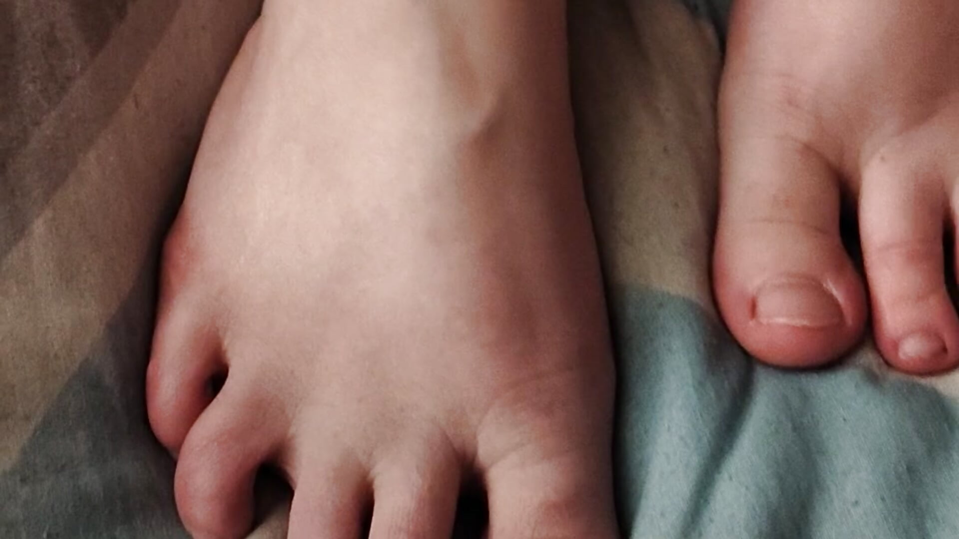 Daddy's feet – видео вебкам-модели melmel8587