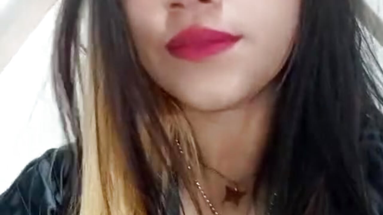 Hey 😈 - відео від вебкаммоделі Faehliss