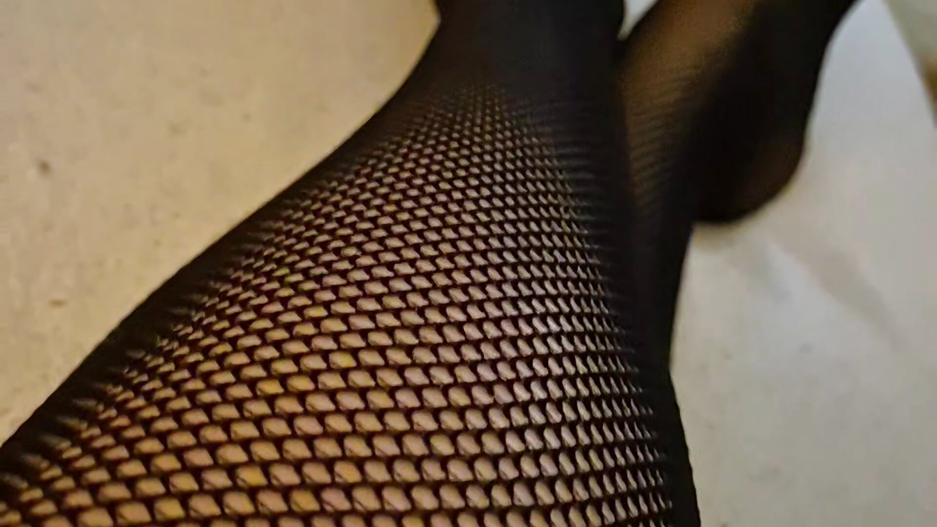 Résilles - video di openstes14 modella di cam