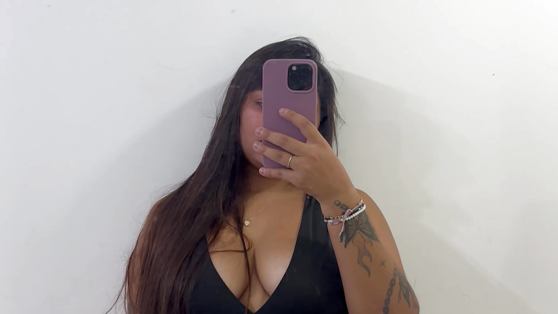 Beboteando un poco 💋 – видео вебкам-модели daranoirvc