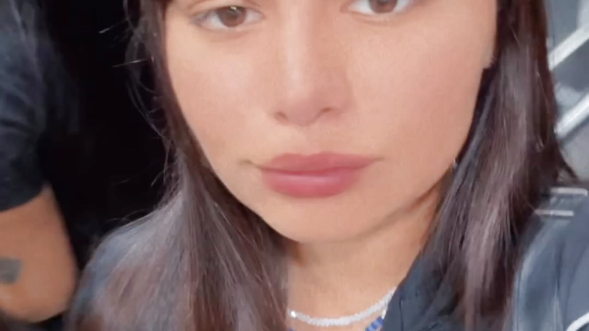 Ascensor😝 – видео вебкам-модели daranoirvc