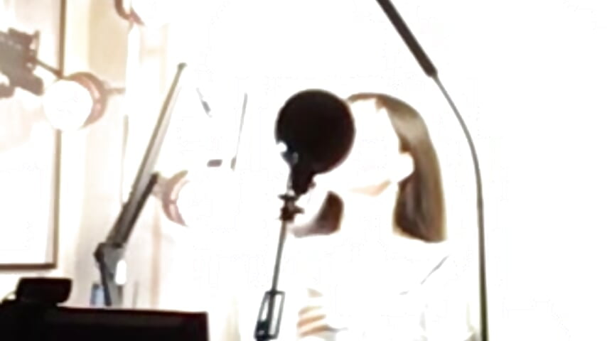 Hello it’s Mia💋 - video by Miachan_01