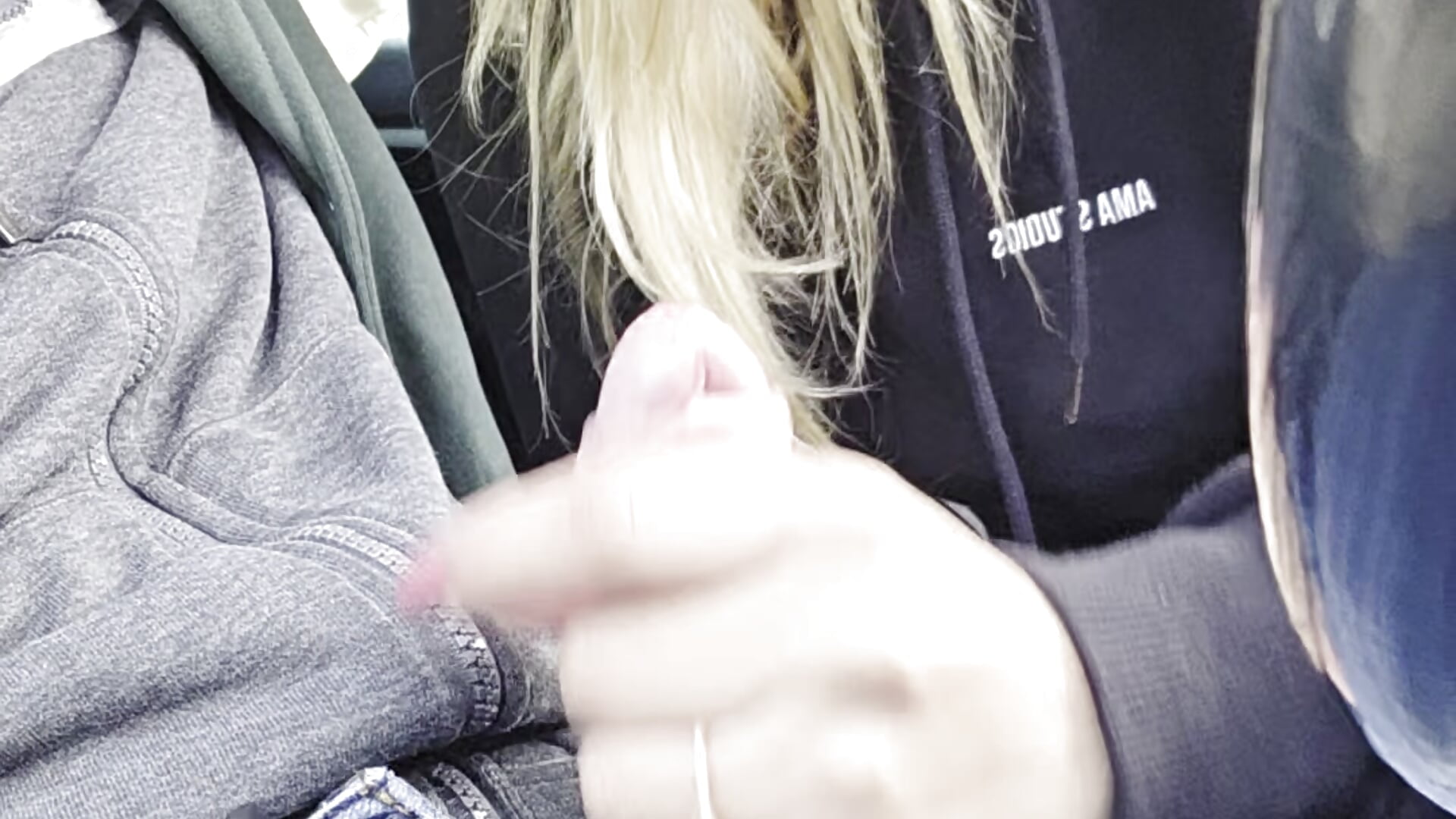 Car blowjob - video by SilvyDiamond cam model