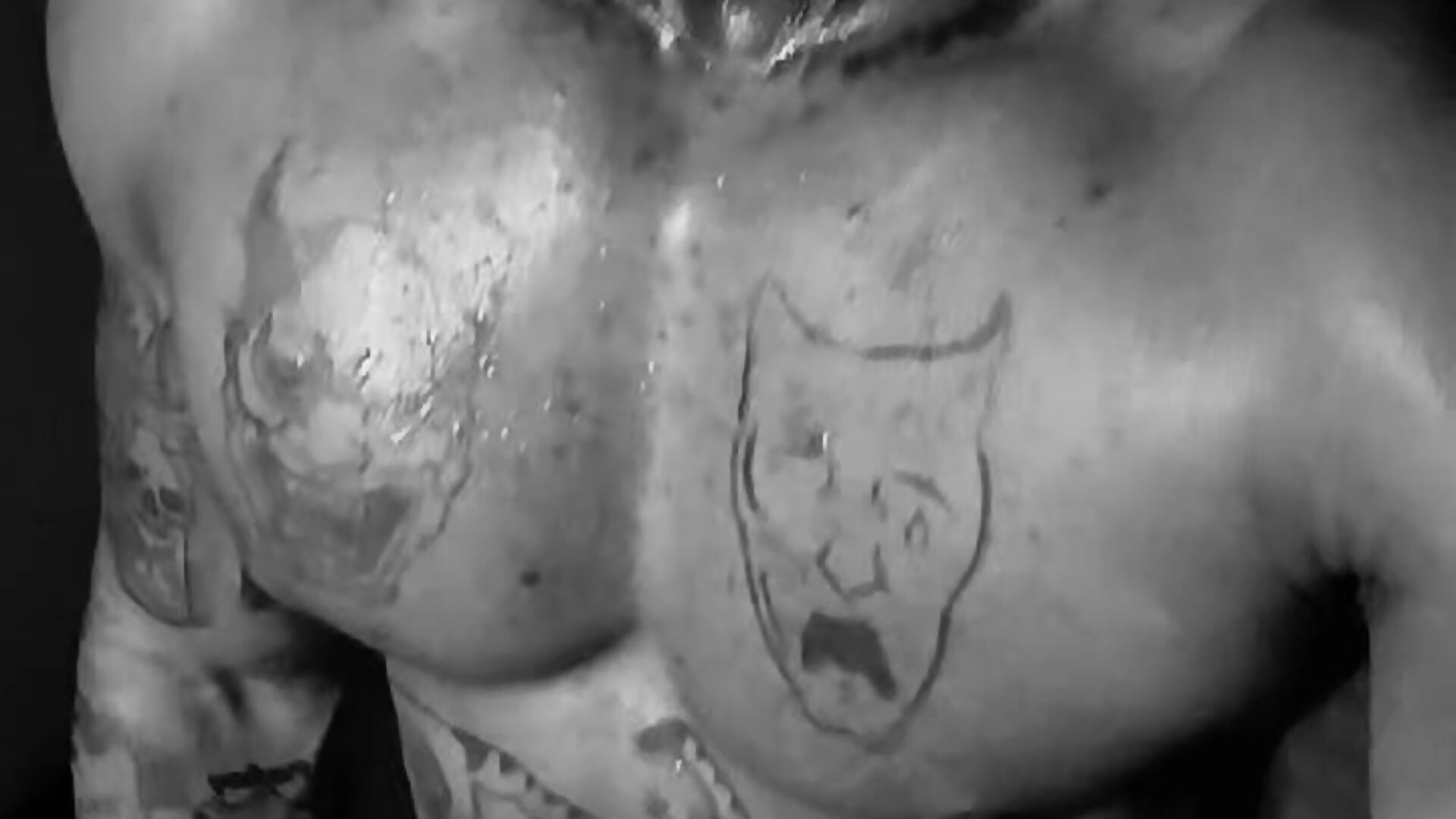 Pecs... - video by daamonxxx19_ cam model