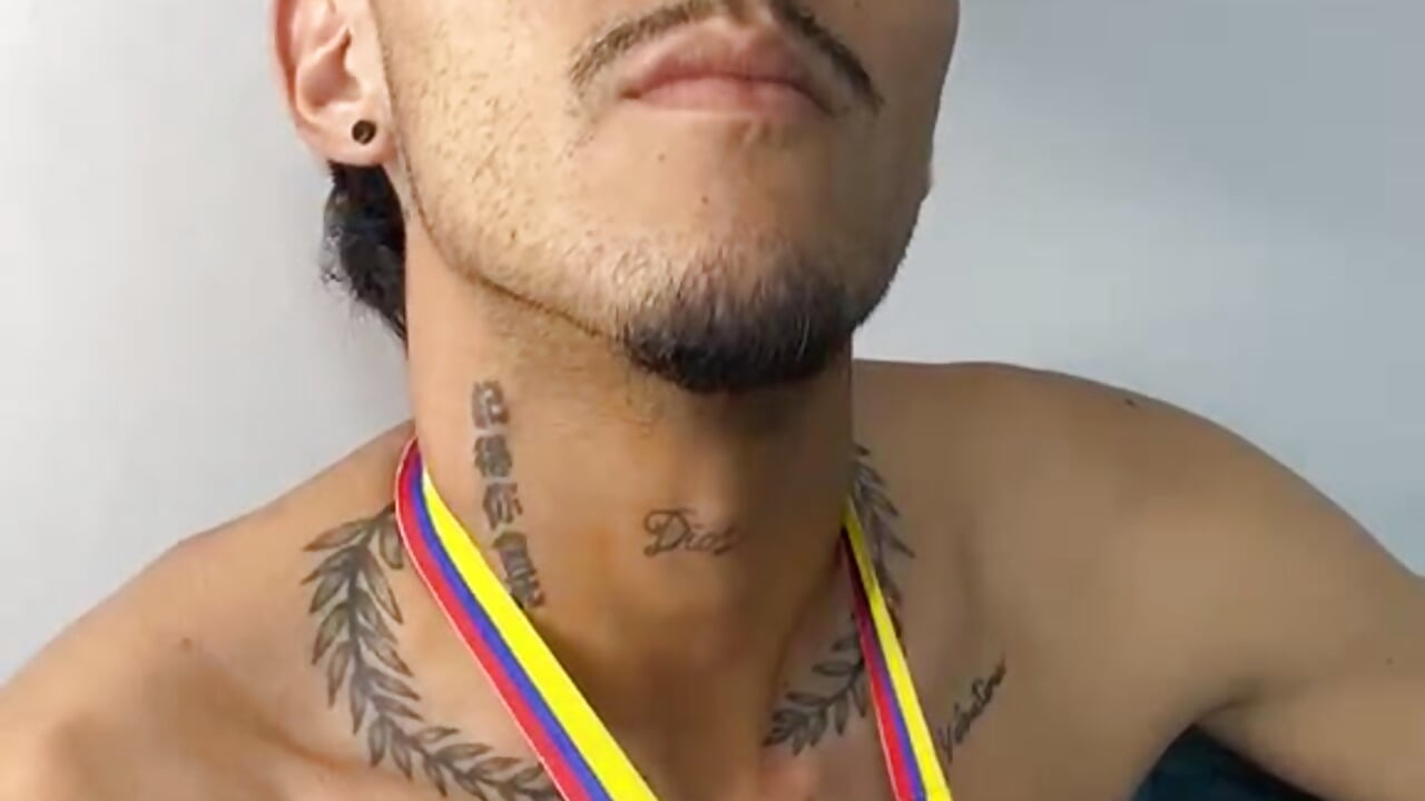 ayuda manual ? - 視頻由 ALEXXXTREM69 主播提供