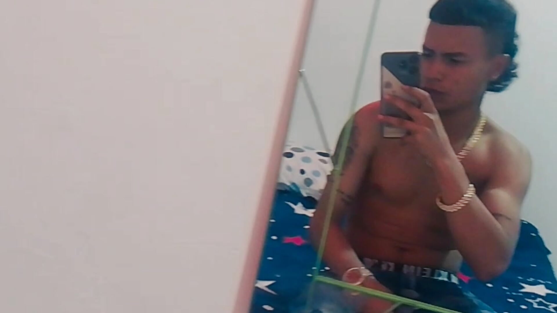 VID_59160619_114202_845 - video oleh model kamera Junior_bebe