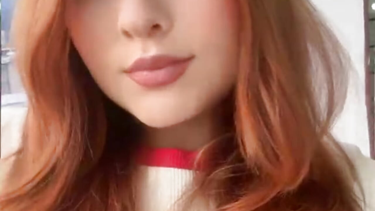 kiss me and give me love - video by ziara_white cam model