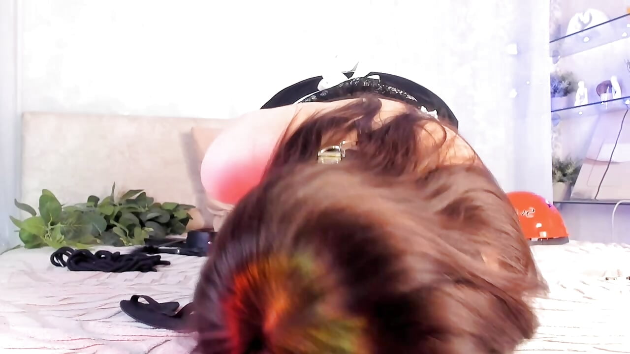 cum teasing <3 - video by MarianneAuvil cam model