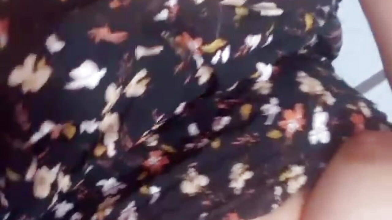 Quien quisiera estar abajo de mi? 🍓🫦 - clip cu DirtyMerida model videochat