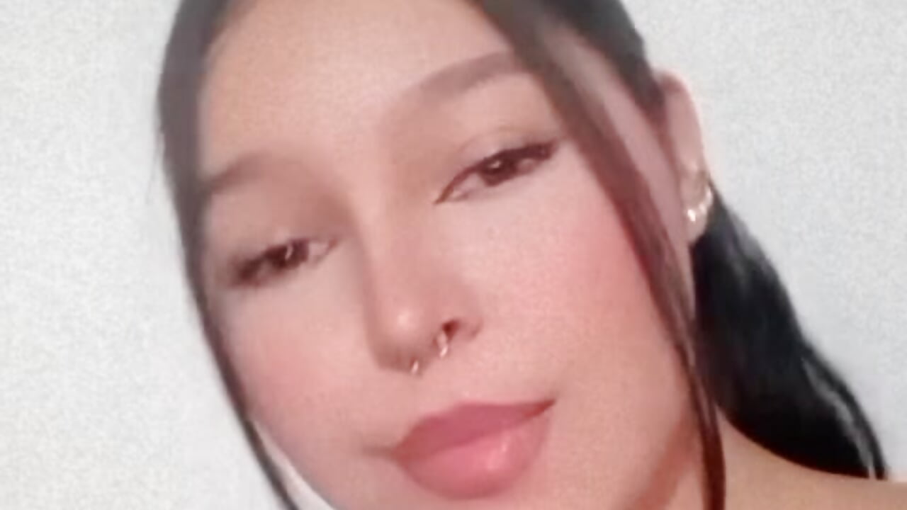 💋 - Vídeo de Amara_Mercer, modelo de vídeos