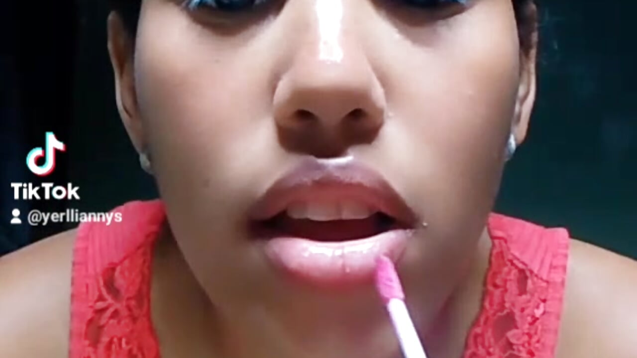 La linda 😘 - video av Cherry_0507 cam model