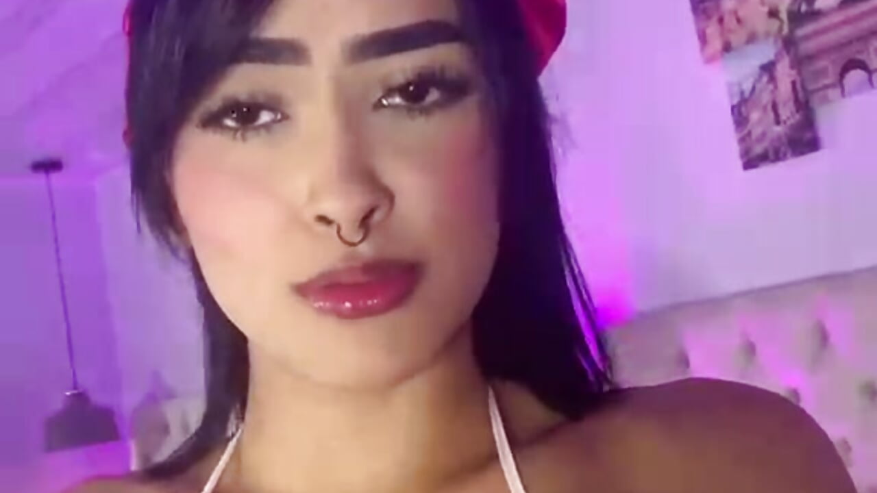 🍒 – video modela na kameri dhalia_lux_