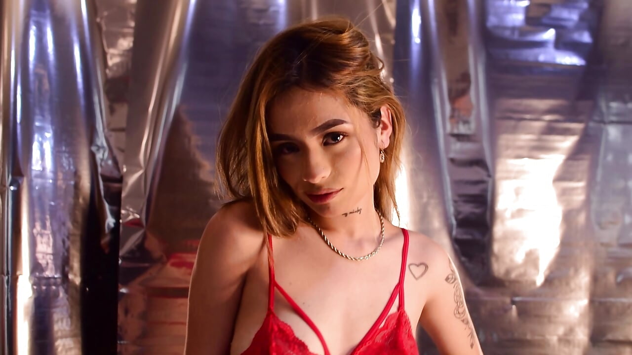 Hey hey - video oleh LiaBloom_ kamera model