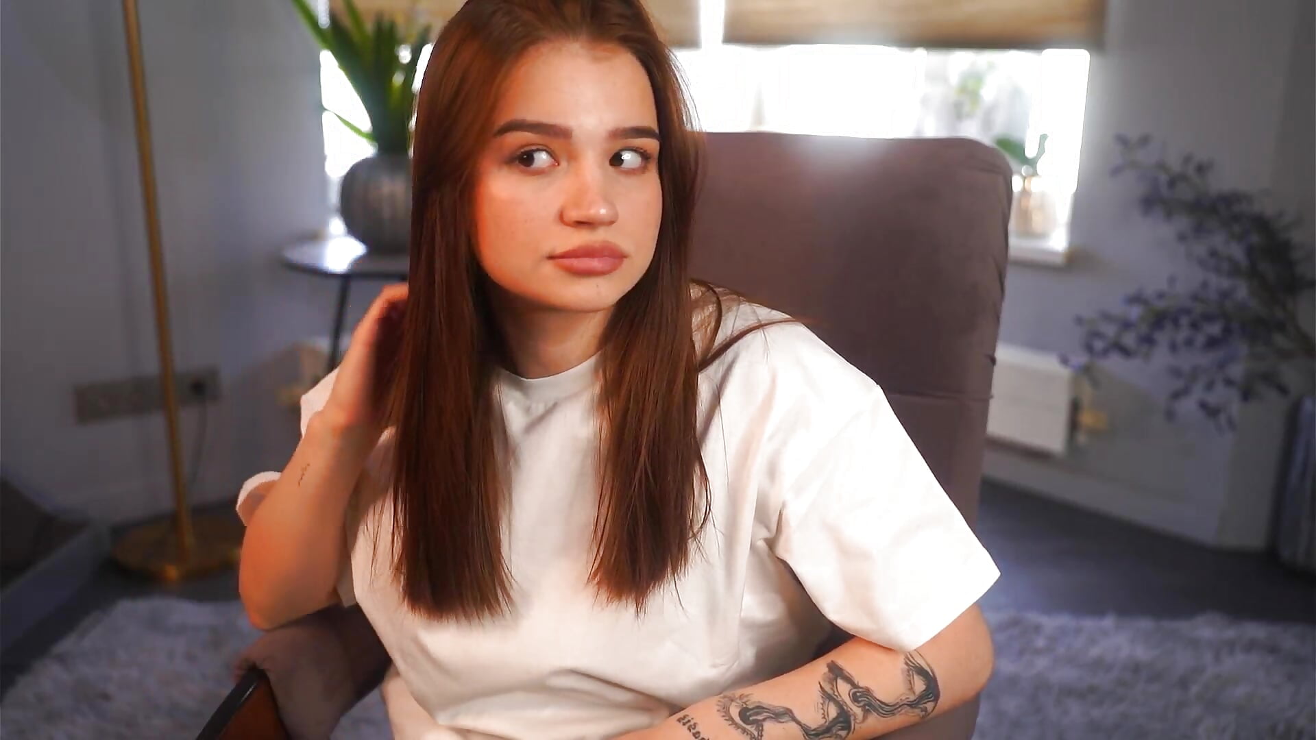 first one - video by LourieLinsey cam model