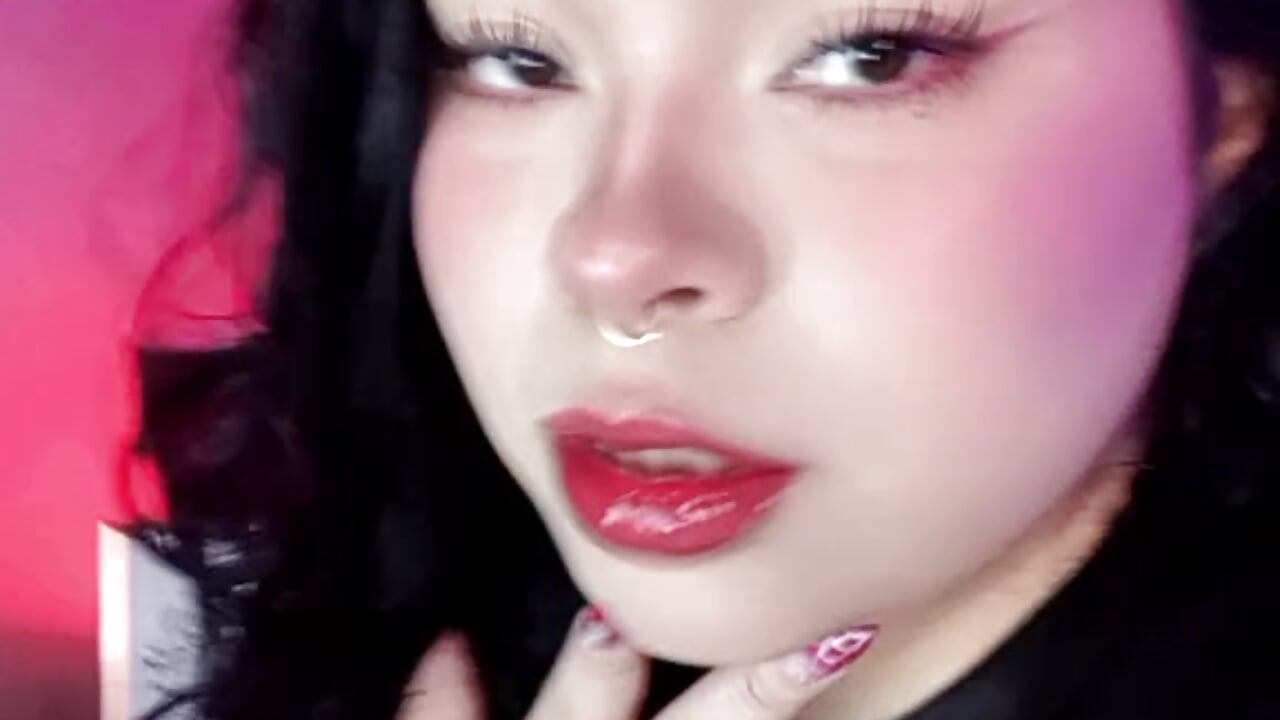 hii im Roselei - video oleh model kamera ROSELEI_