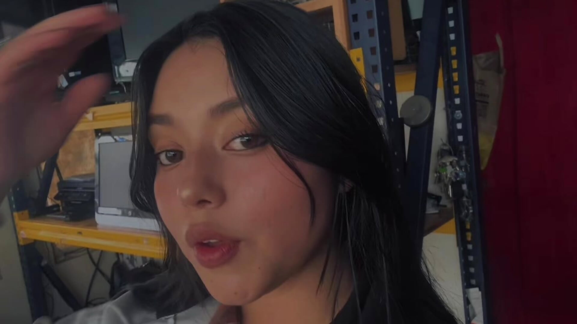 v14044g50000d5g68nfog65g1ogbsu90 - video van Pocajontas25 cam-model