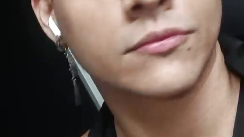 Leo - Vídeo de Iron_leo, modelo de vídeos