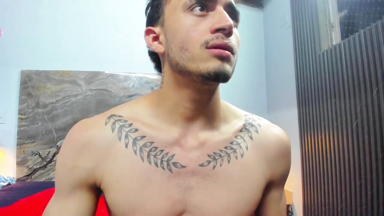 [19 May 23:28] Private Show - copy 20 May 07:02 – video od webkamerové modelky James-06