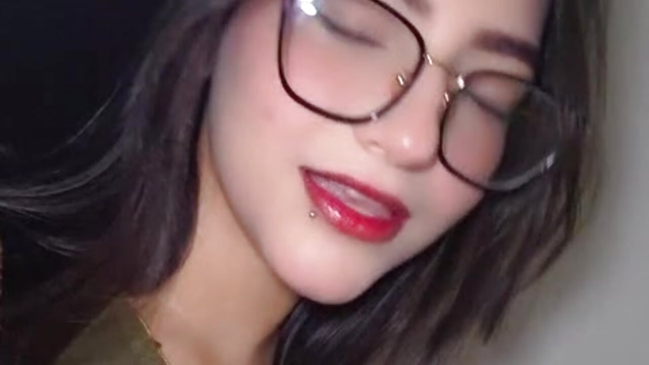 you spoil me 🥺 - vídeo de la modelo de cam candy_tina