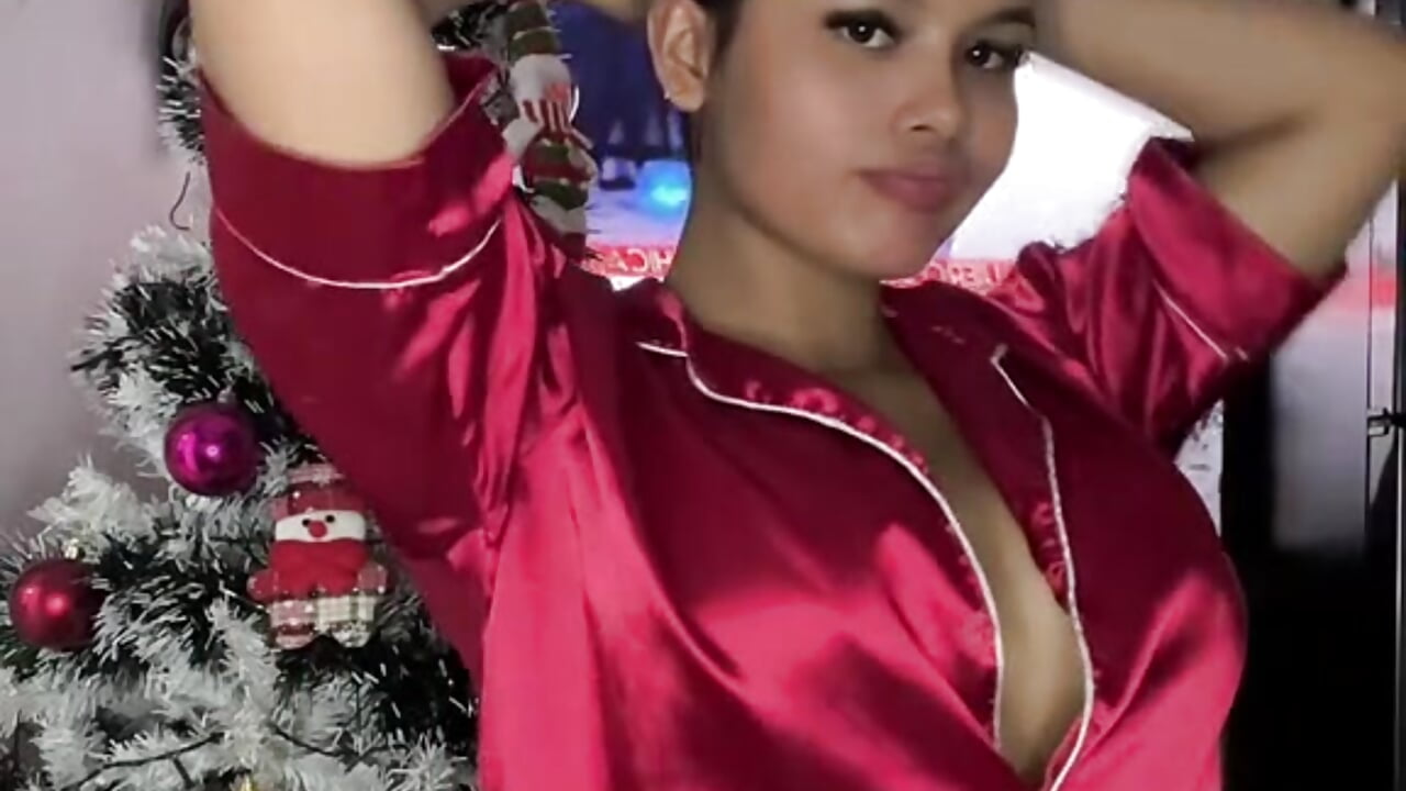Pajamas and off to bed - video gemarush_ kameramallilta