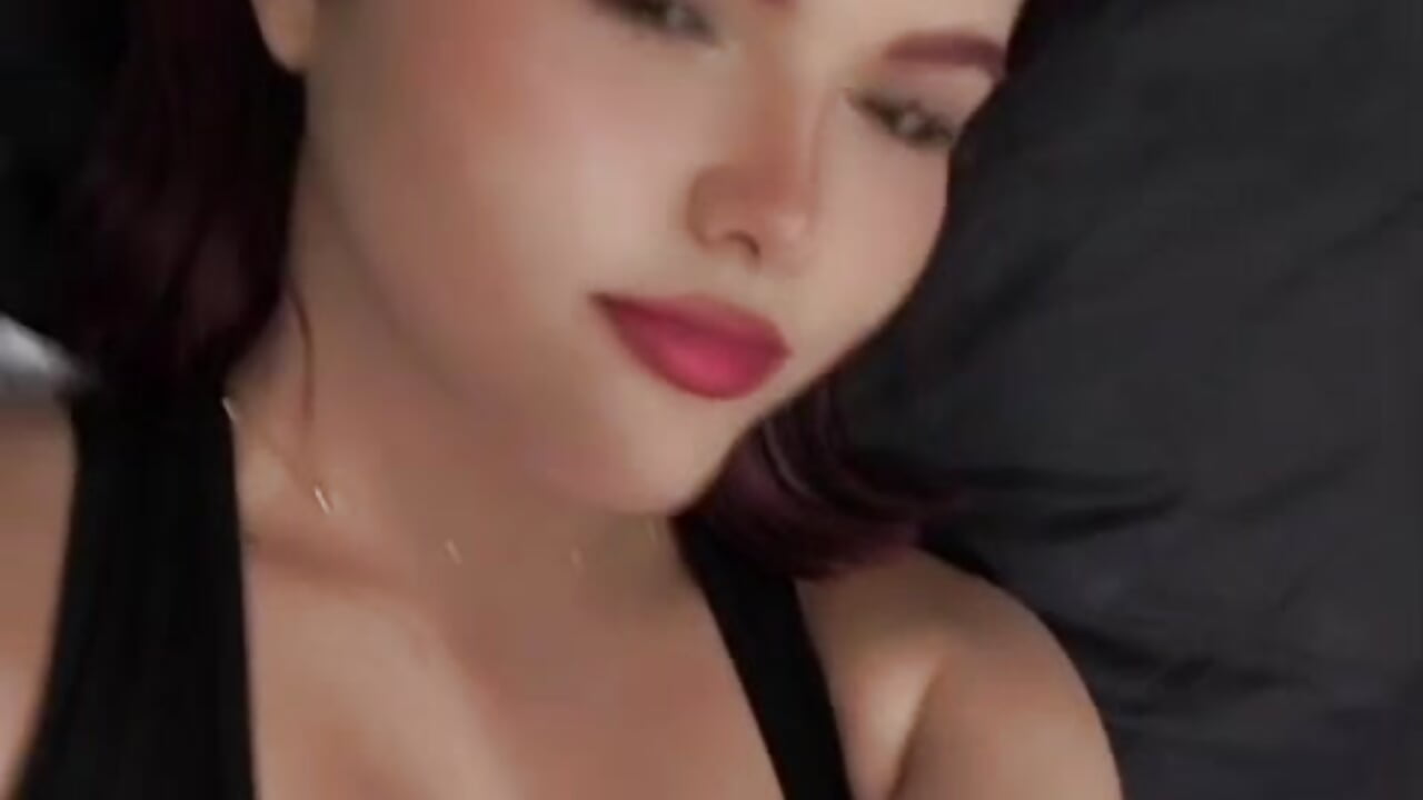 about me - vídeo de la modelo de cam vero_stream