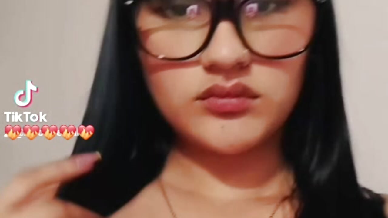 VIDEO - vídeo de Nicky77_ modelo de câmara