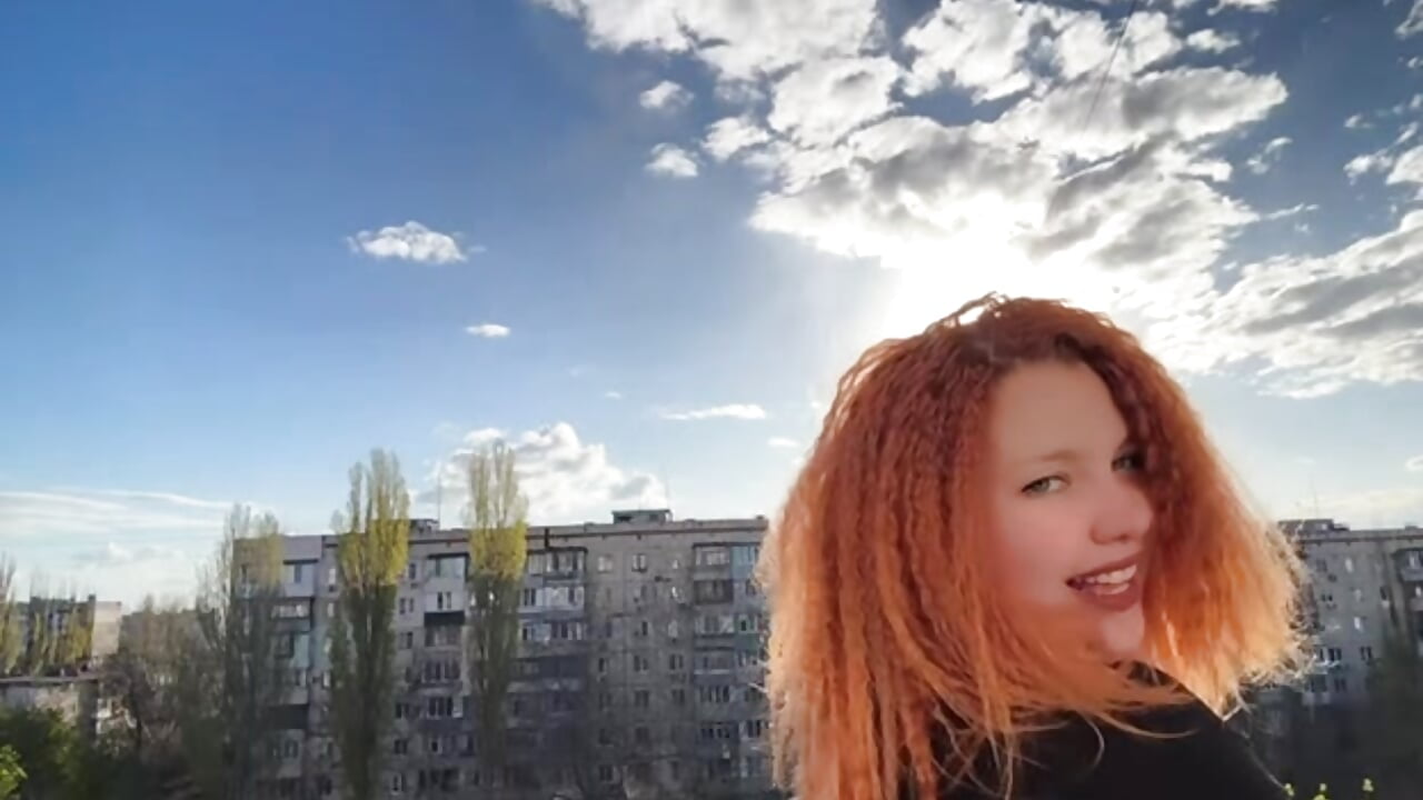 IMG_0739 - vidéo du modèle de showcams Aillia-Rous