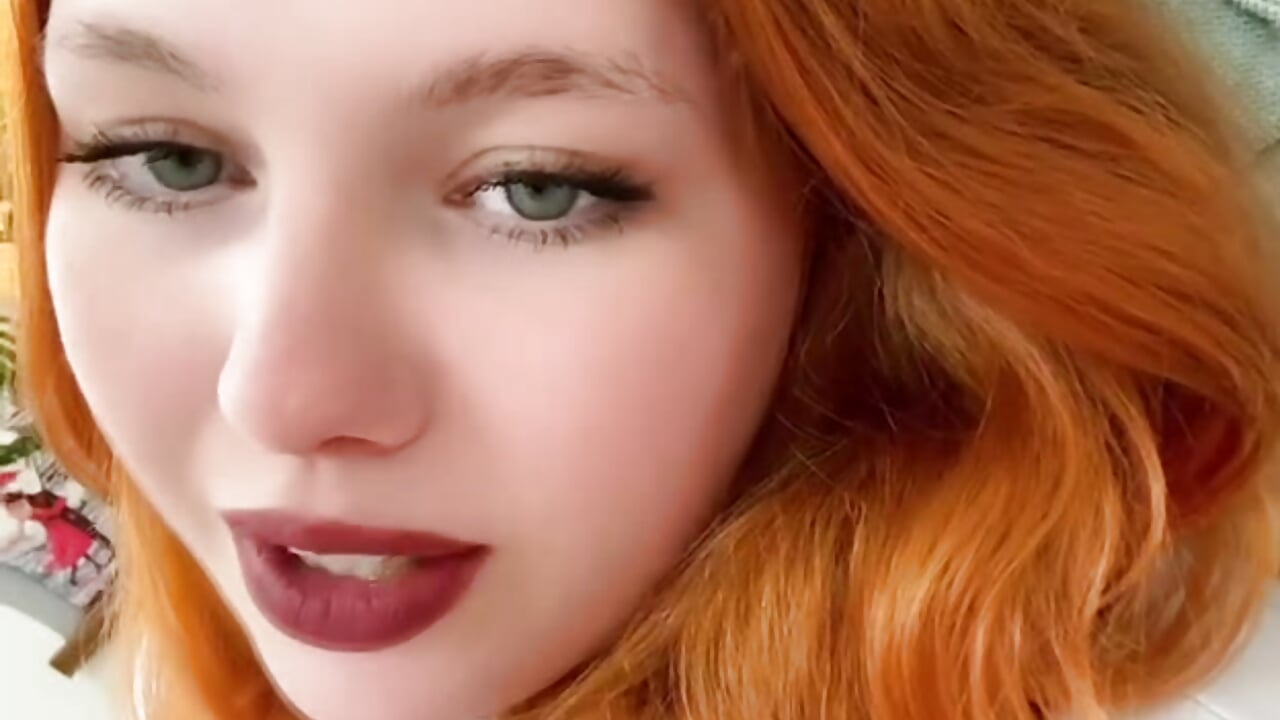 IMG_0606 - vidéo du modèle de showcams Aillia-Rous