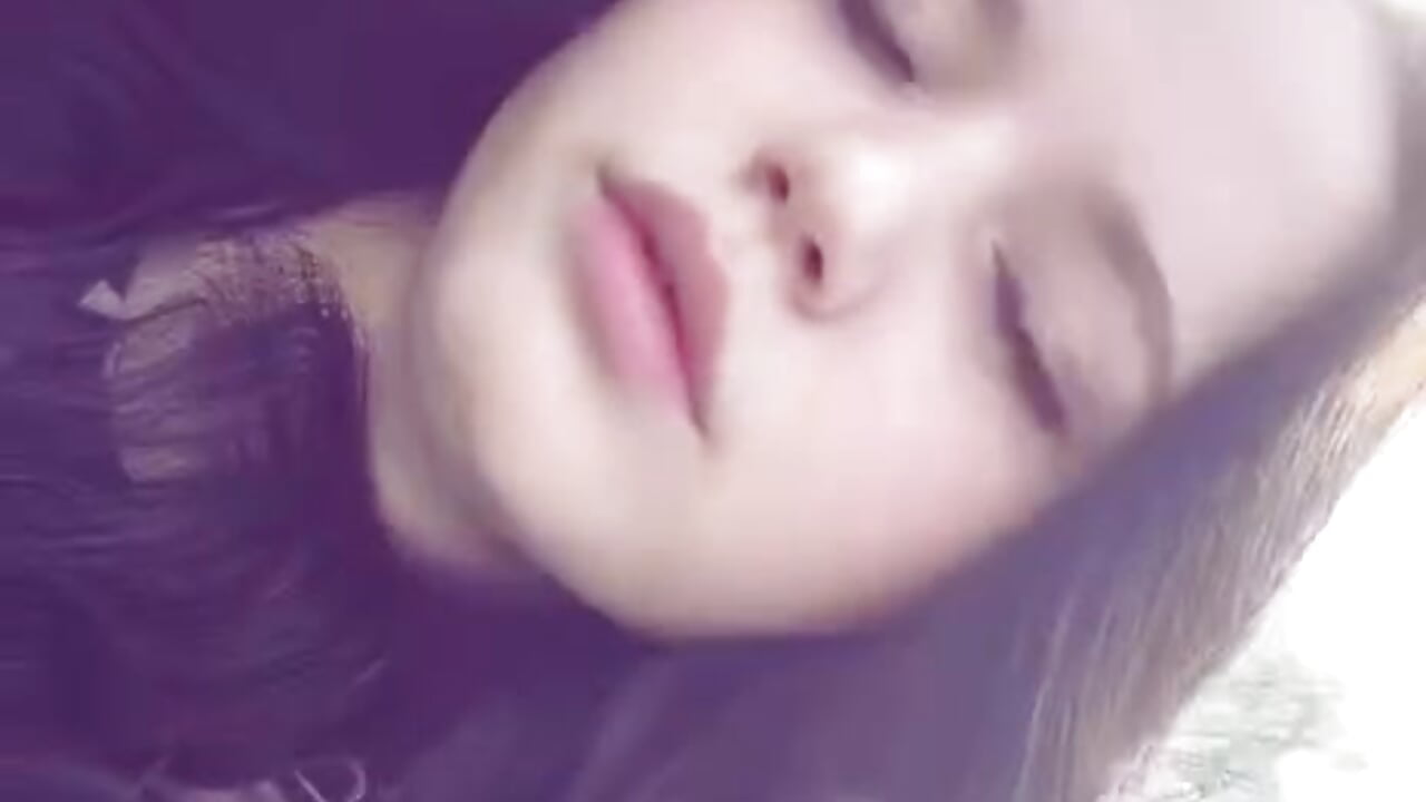 Me <3 - video av tiny_lily_ cam-modell