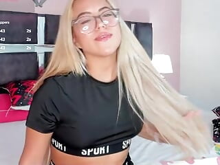 I'm happy😘💋 - video của người mẫu cam CristyBloom