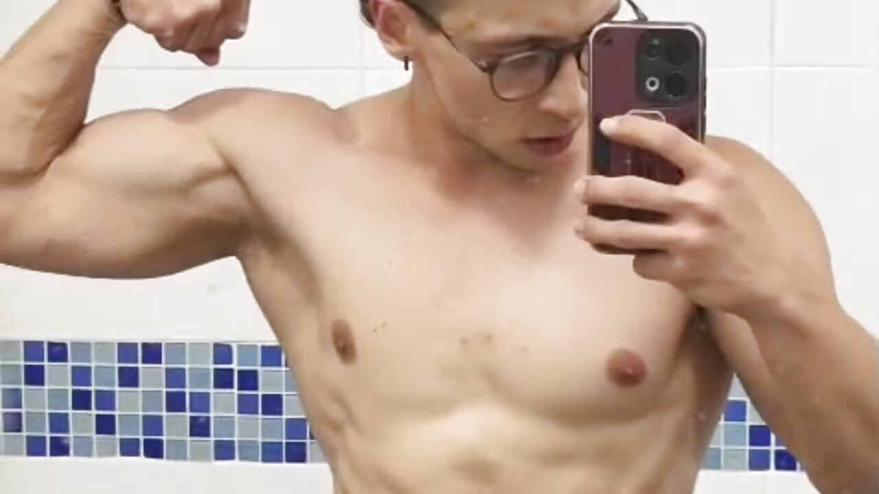 FLEX💪🏻 - ক্যাম মডেল MARCO_RUSH-এর ভিডিও