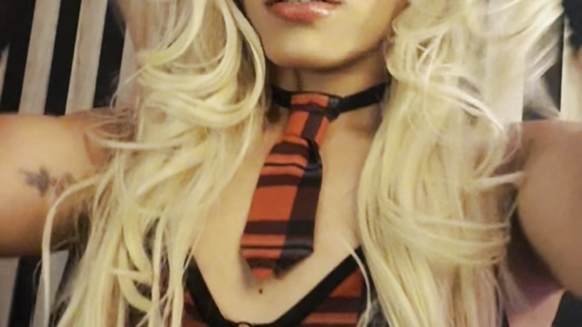 Meet me and join my big surprises!!! – видео вебкам-модели Sasha_TitanX