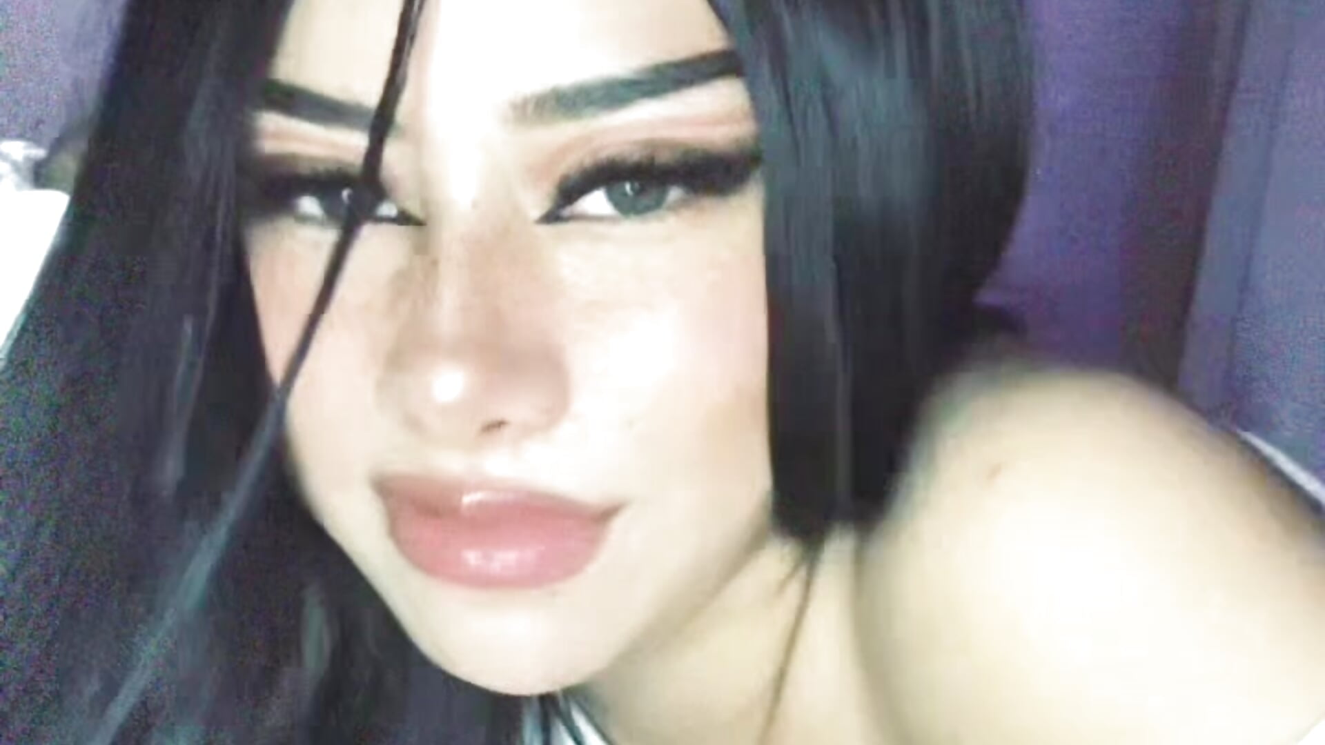 Just being myself ❤️ - vidéo du modèle de showcams Kiiry