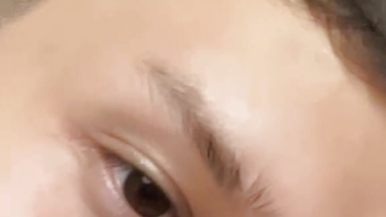 ken_col - video di tendenza della modella di cam 4033