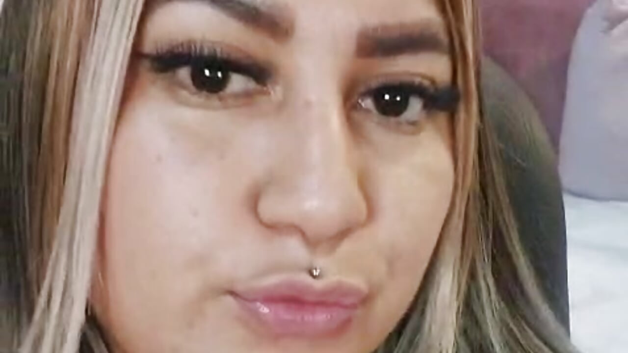 WhatsApp Video 2026-04-11 at 1,21,42 PM - video od modelky/modela lucia_vegaa