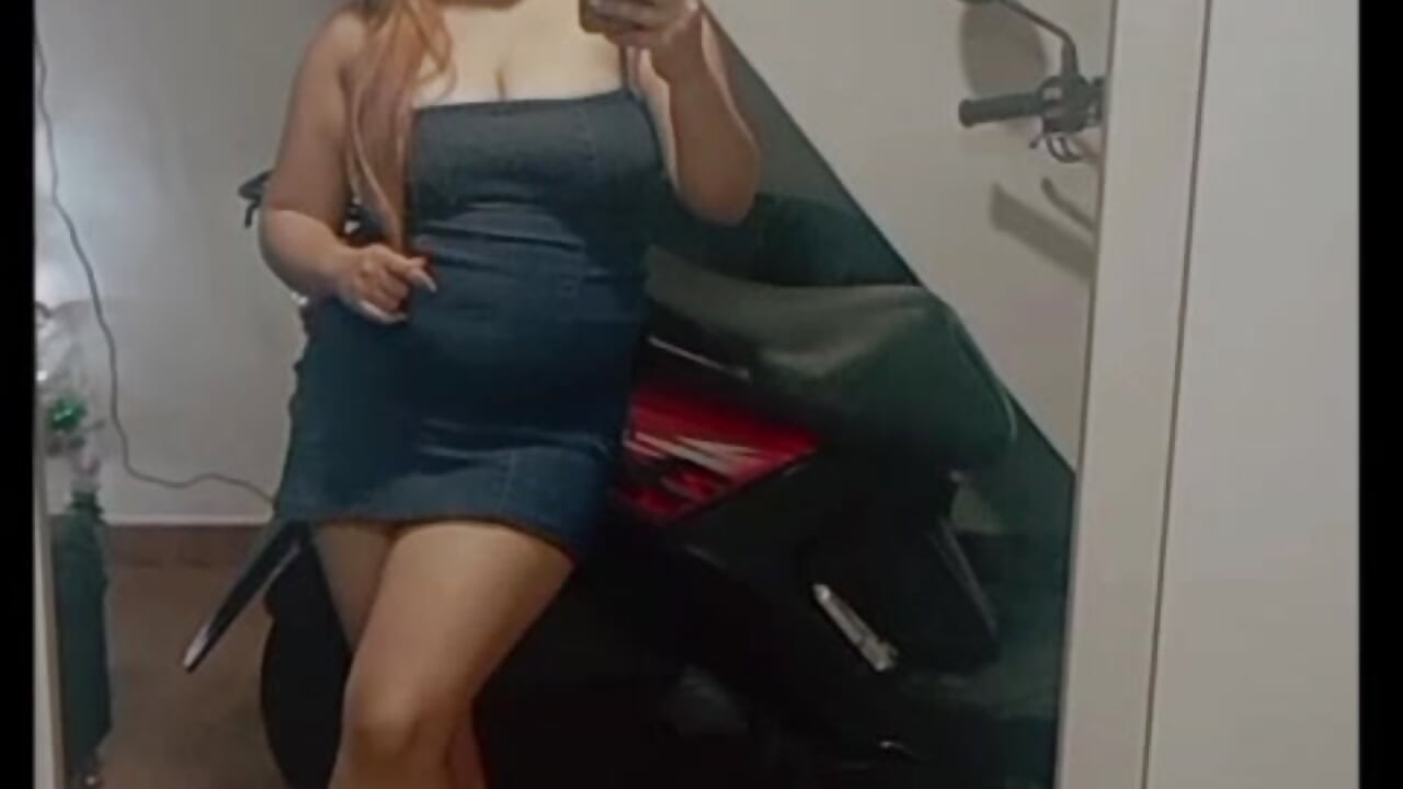 profile-intro-video-1775828725 - video oleh paula_amira kamera model