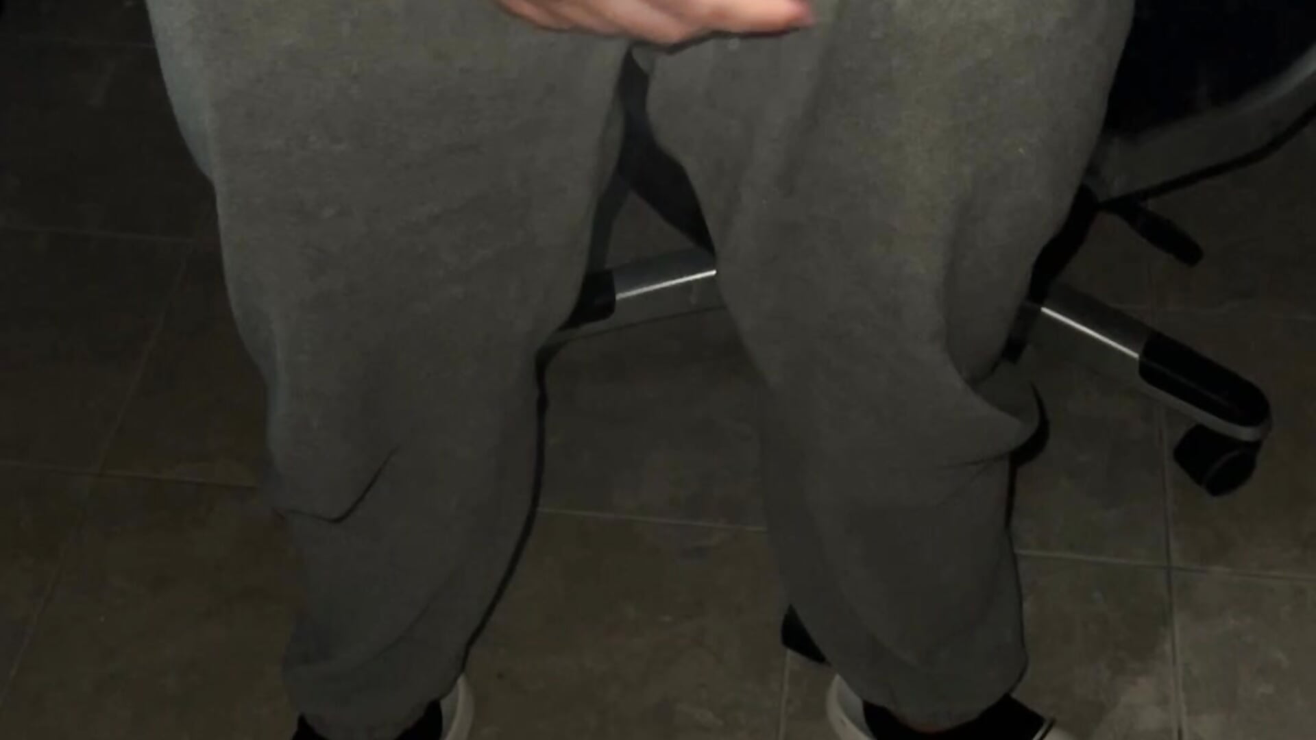 Tocandome un poquito😷 - video oleh fede_gordi kamera model