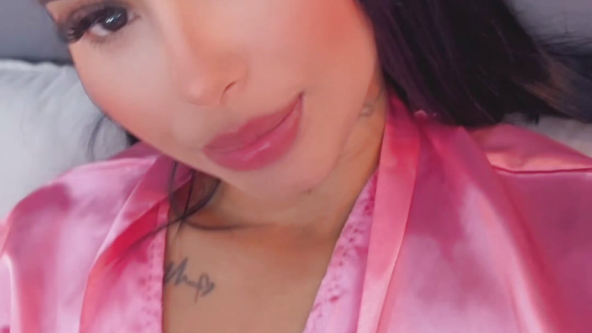 😋 - ValeBrown adlı kamera modelinin videosu