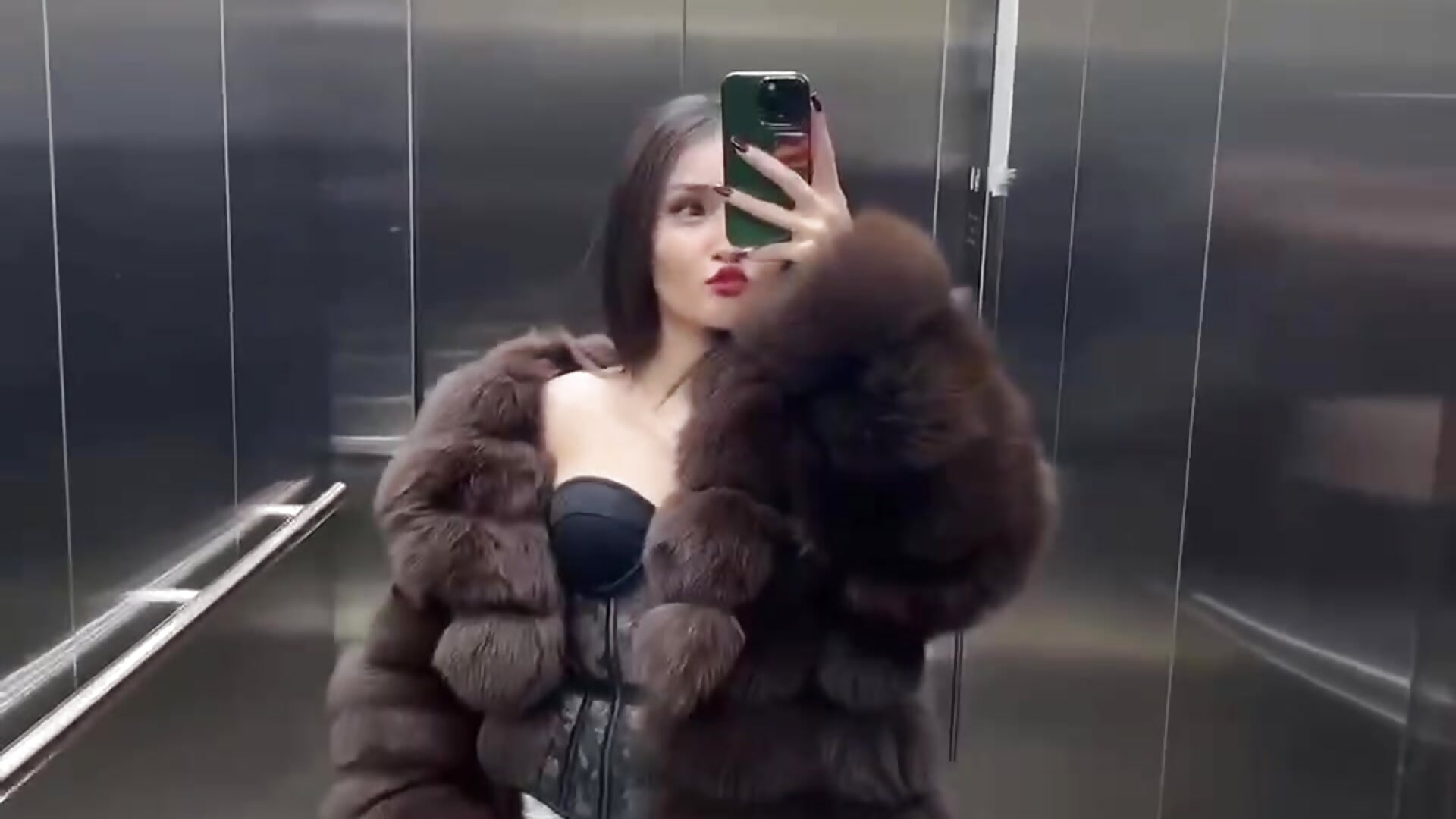 IMG_7521 - video Riddle_Lay kameramallilta