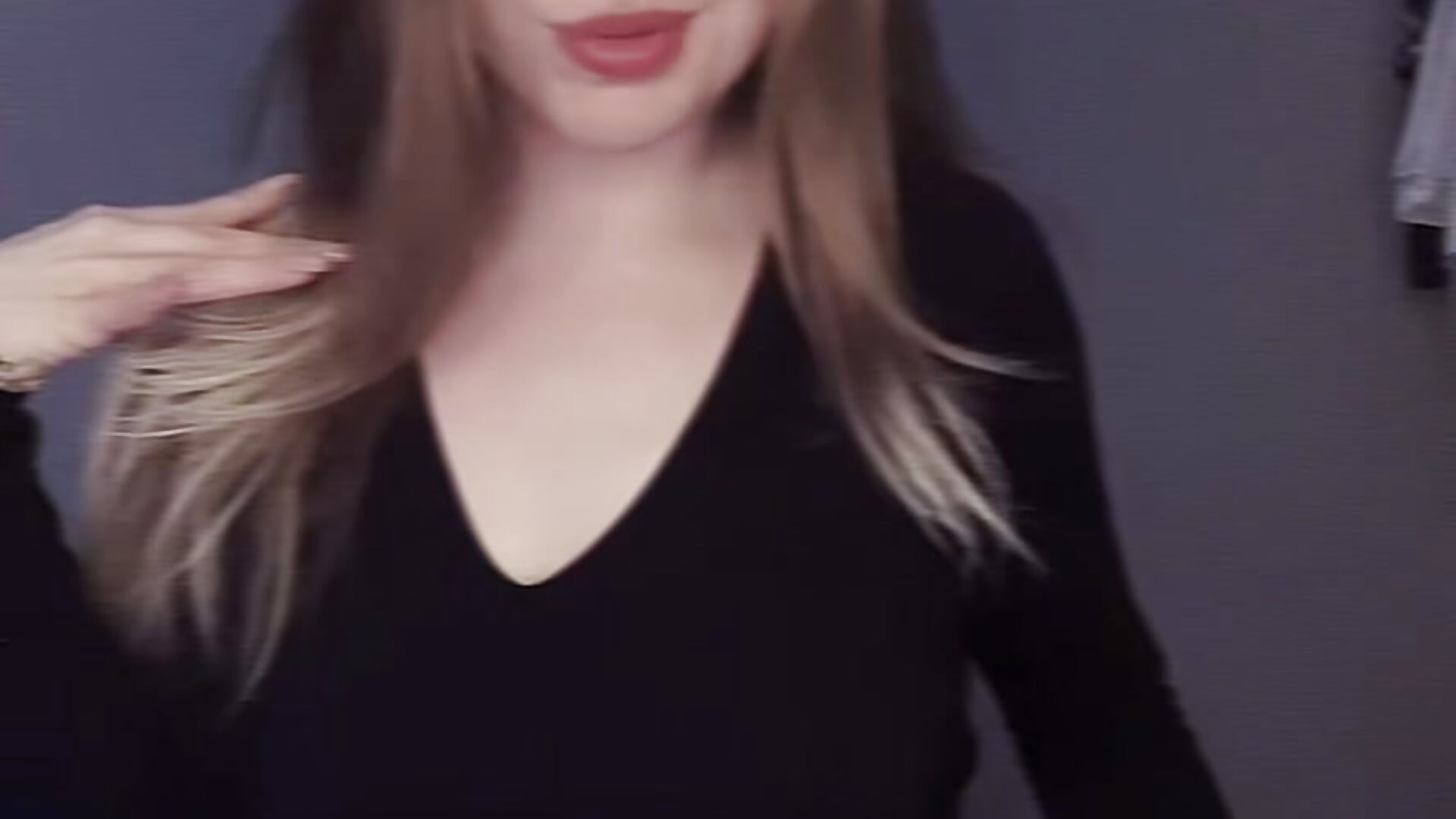 Macarena - video di Softy_Luna modella di cam