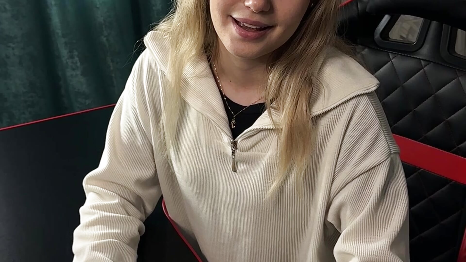 hi, bb) - ক্যাম মডেল MelbaStelluti-এর ভিডিও