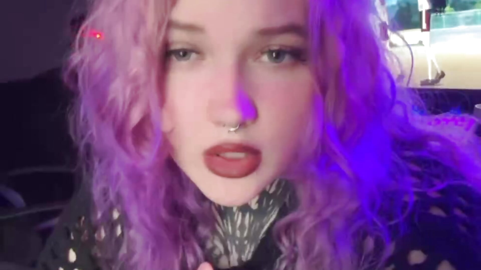 NTMU<3 - vídeo de la modelo de cam Sweet_Squirrel_